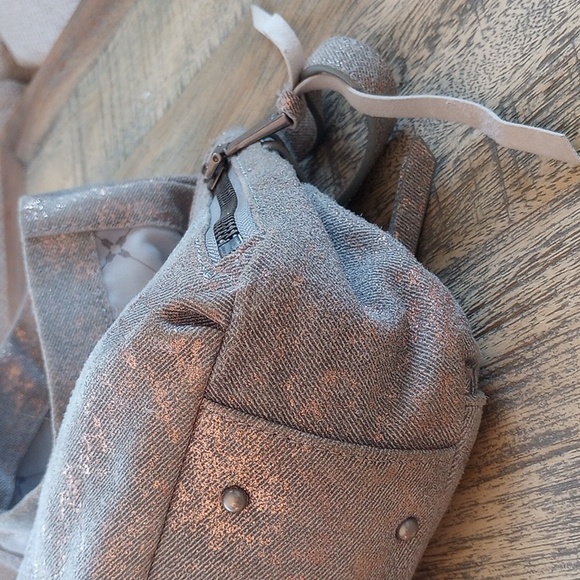 Aimee kestenberg - Picture 9 of 11